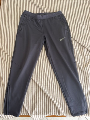 Nike Dri-FIT Training Pants size M like new, grey