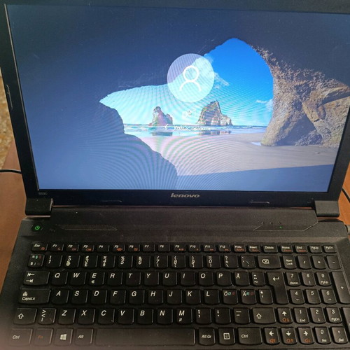 Lenovo laptop B590 μεταχειρισμένο σε καλή κατάσταση με 8GB μνήμη
