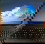  Lenovo laptop