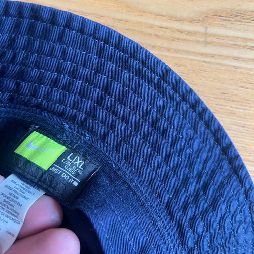 Nike bucket hat blue L/XL like new
