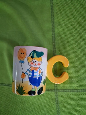 Children's ceramic mug like new