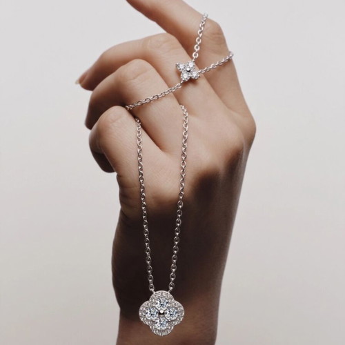 3 Carat Moissanite Clover Necklace with GRA Certificate