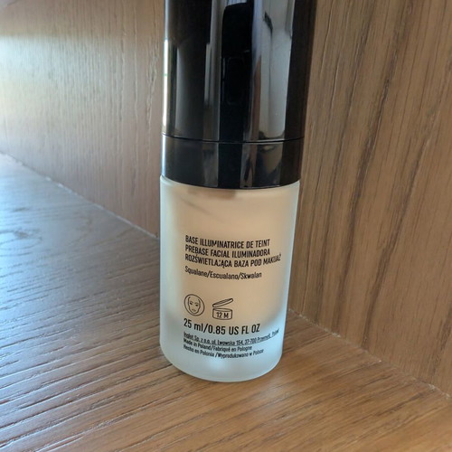 Inglot Moonlight Illuminating Face Primer like new, hydrating glow