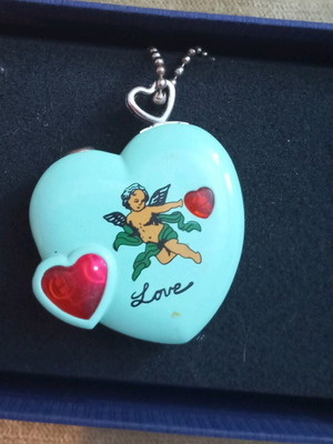 Love lighter used with glowing hearts