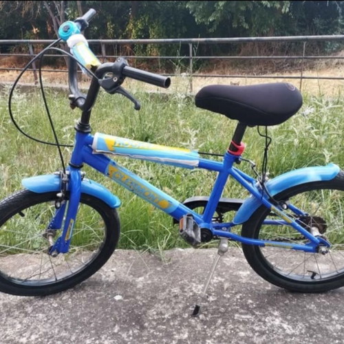 Clermont bicycle with 20 inch wheels, blue