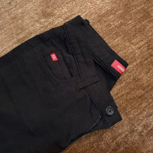 Miss Sixty black capri elastic jeans with zipper like new