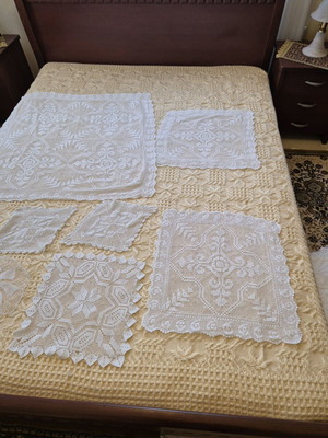 Handmade table linens set of 7 pieces white, new