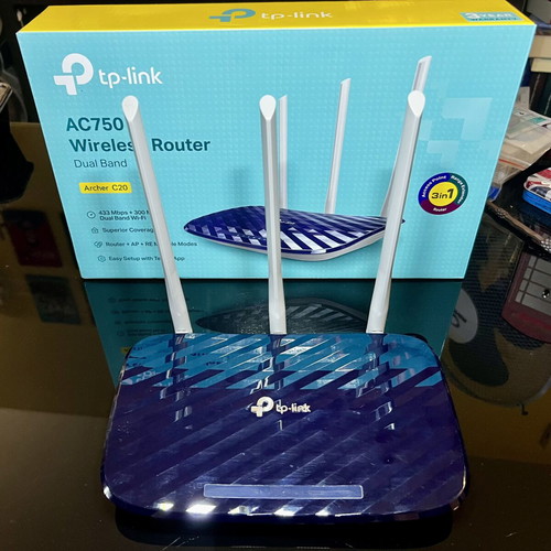 TP-LINK Archer C20 AC750 Router like new