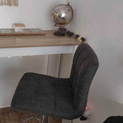 Bar stool grey swivel 180° adjustable height used
