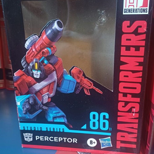 Studio Series 86 Perceptor figure like new