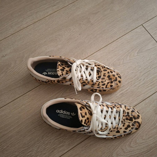 Adidas Leopard Athletic Shoes new, size 37, black and beige