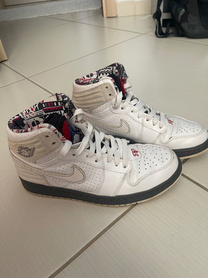 Air Jordan 40 αθλητικά παπούτσια μεταχειρισμένα, άσπρα