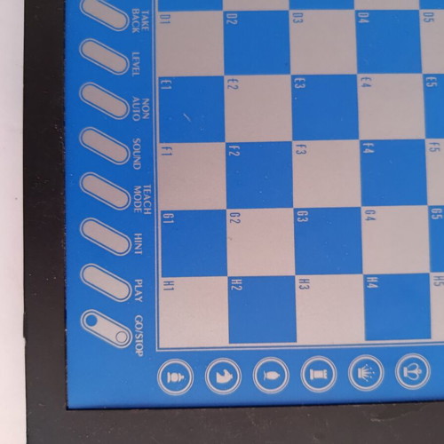 Saitek Kasparov Comet Chess Computer Game 1998 used