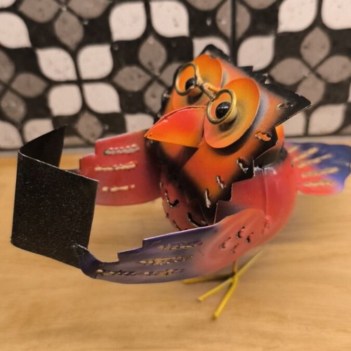 Metal decorative owl like new