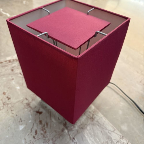 IKEA SÅNGEN table lamp like new, dark red fuchsia