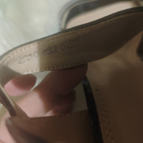 Sandals size 39 in excellent condition