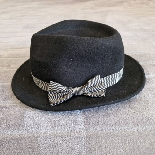 Fedora hat black, 100% cotton, like new