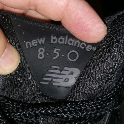 New Balance 850 sneakers like new, size 39, black