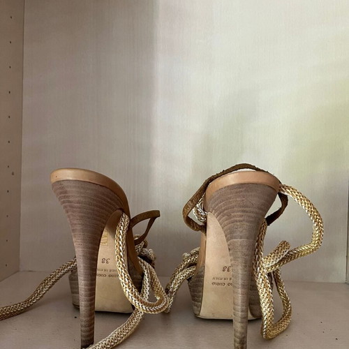 Galleria di Scarpe leather sandals size 38, like new