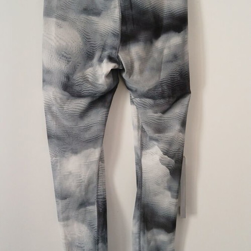 Nike women's leggings like new, gray, size XS