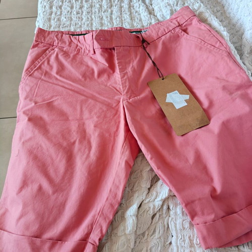 Berto Lucci Bermuda shorts new, size 36, pink