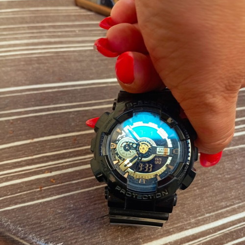 Casio G-Shock GA-110GB black and gold watch like new