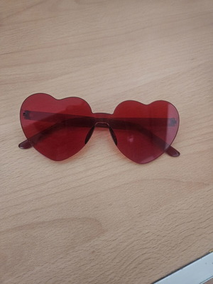 Fake glasses with heart used
