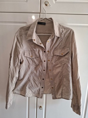 Fidèle women's shirt L like new, sand beige with snaps