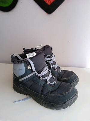 Quechua hiking boots used, size 36