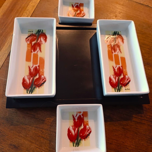 Wooden serving tray with 4 bowls for snacks and dips