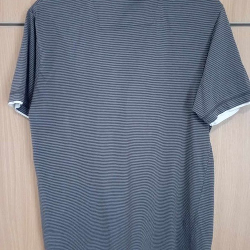 Short-sleeve grey T-shirt with collar, size S, used