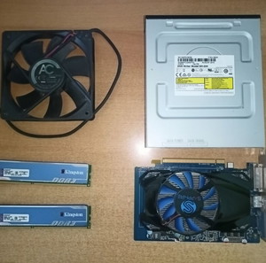 Shapphire HD7750 2G+ DVD writer + 2x Kingston DDR3 2gb + Arctic Cooling  fan