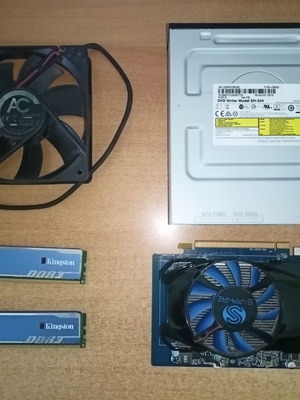 Shapphire HD7750 2G+ DVD writer + 2x Kingston DDR3 2gb + Arctic Cooling  fan