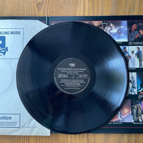 Star Wars The Empire Strikes Back vinyl like new, collectible record 1980