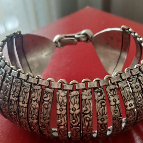 Bracelet handmade, like new, alpaca metal