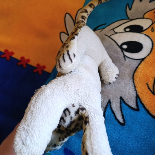 Stuffed lion cub like new, very high quality