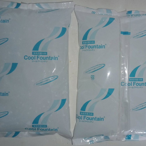 Gel ice pack like new for temperature maintenance