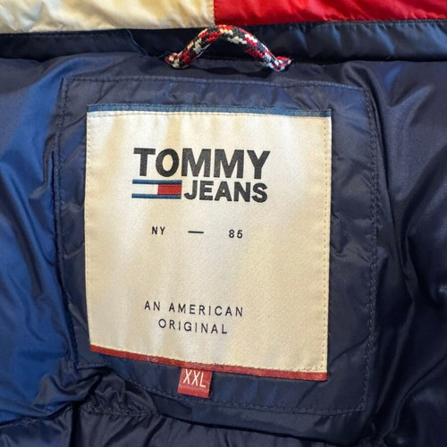 Tommy Hilfiger down vest XXL like new, blue and red