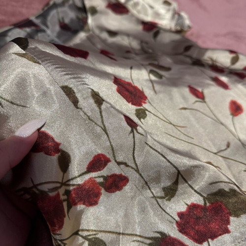 Satin women's short-sleeve blouse like new, size L, beige and red