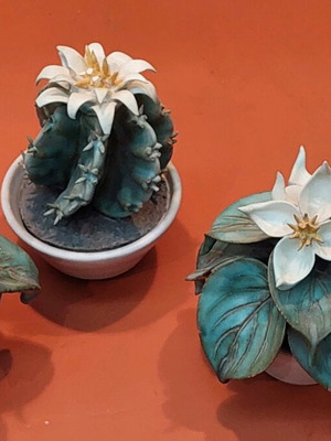 Clay handmade plant miniatures used, set of 3 pieces