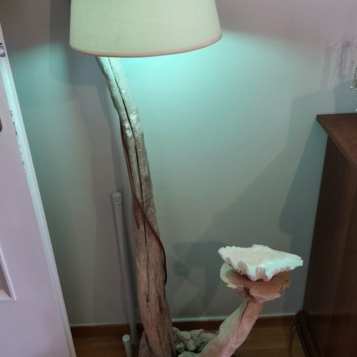 Handmade floor lamp from driftwood like new
