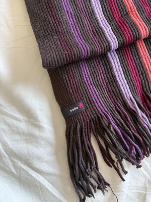 Celio unisex scarf like new, colorful wool