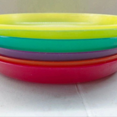 Plastic plates used, durable and lightweight for everyday or picnic use