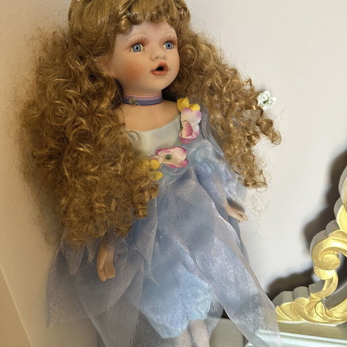 Porcelain doll fairy like new