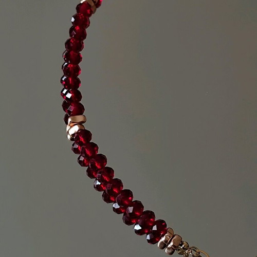 Handmade steel necklace like new, red and gold