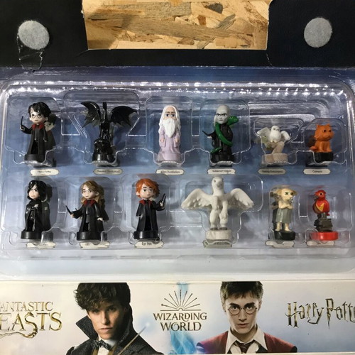 Harry Potter Fantastic Beasts complete collection like new