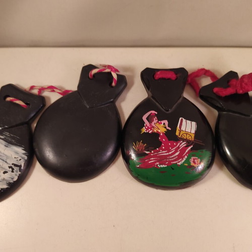 Castanets vintage, two pairs, plastic, like new