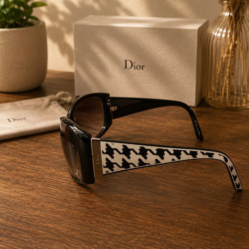 Christian Dior Houndstooth Sunglasses used with box and case