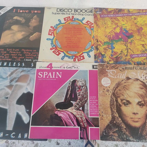 Vinyl records used, pack of 60 foreign content