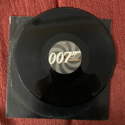 Tina Turner GoldenEye 12" vinyl used, electronic